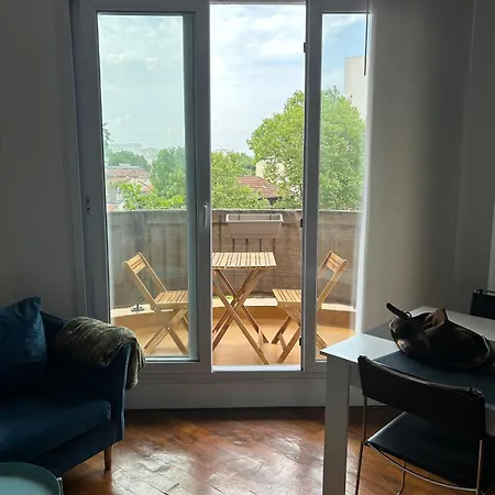 Beau Avec Terrasse Proche De Paris Lejlighed Cachan